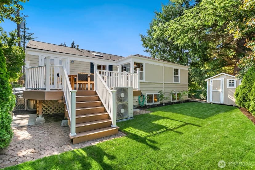 Property photo for 3610 W Viewmont Way W, Seattle photo 26
