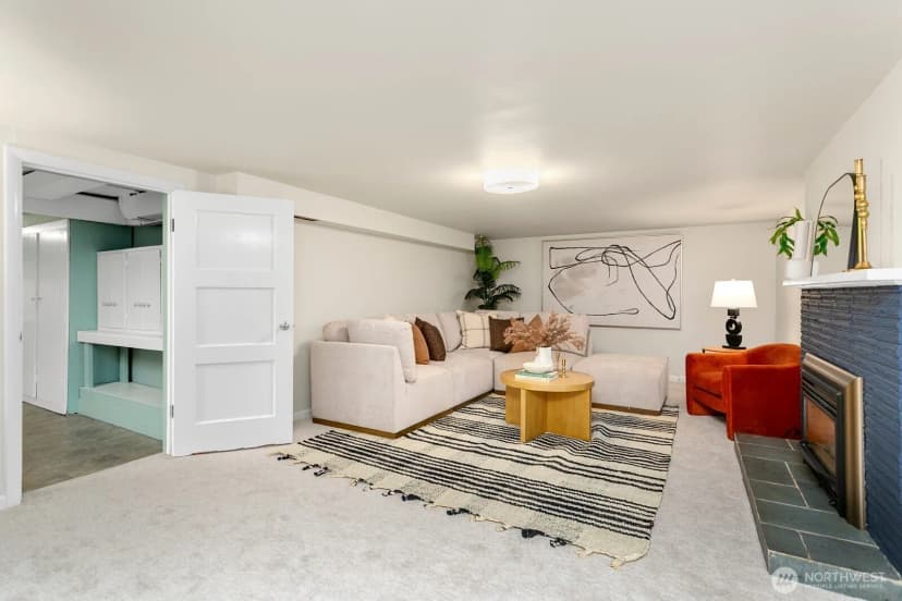 Property photo for 3610 W Viewmont Way W, Seattle photo 17