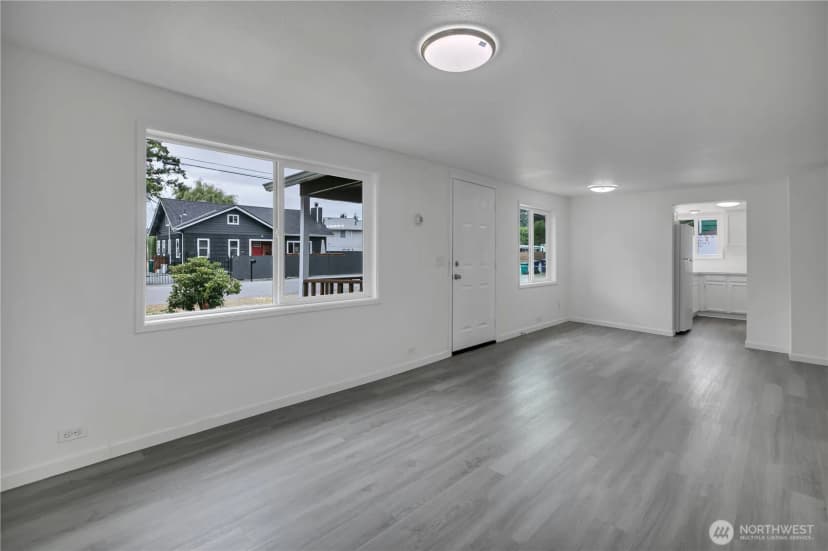 Property photo for 216 4th Avenue Sw, Pacific photo 7