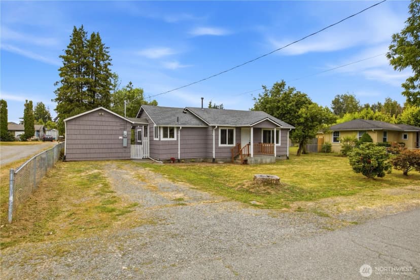Property photo for 216 4th Avenue Sw, Pacific photo 2