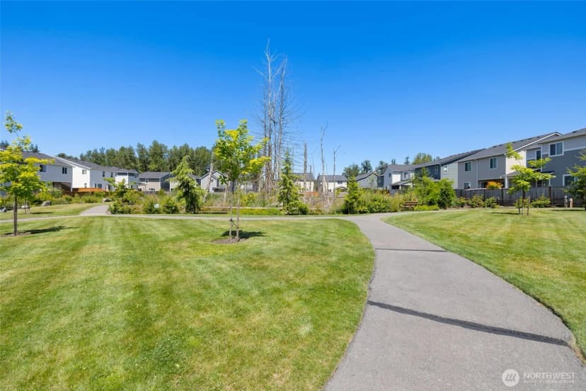 Property photo for 7435 87th Drive Ne, Marysville photo 32