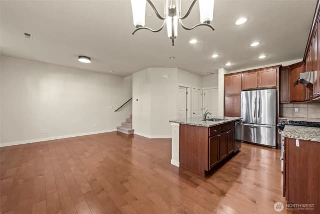 Property photo for 1119 Ne Hickory Lane, Issaquah photo 4