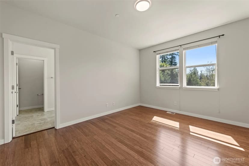 Property photo for 1119 Ne Hickory Lane, Issaquah photo 10