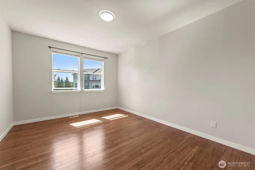Property photo for 1119 Ne Hickory Lane, Issaquah photo 9