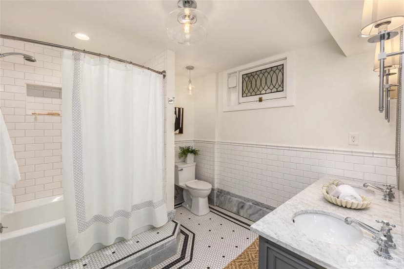 Property photo for 5858 Crystal Springs Drive Ne, Bainbridge Island photo 33