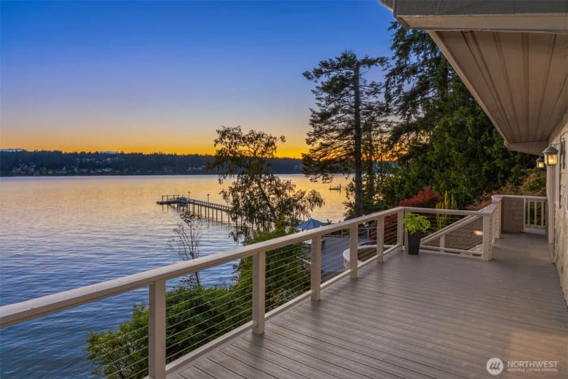 Property photo for 5858 Crystal Springs Drive Ne, Bainbridge Island photo 3