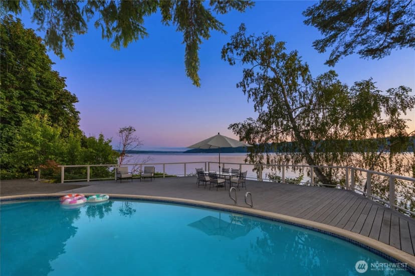 Property photo for 5858 Crystal Springs Drive Ne, Bainbridge Island photo 2