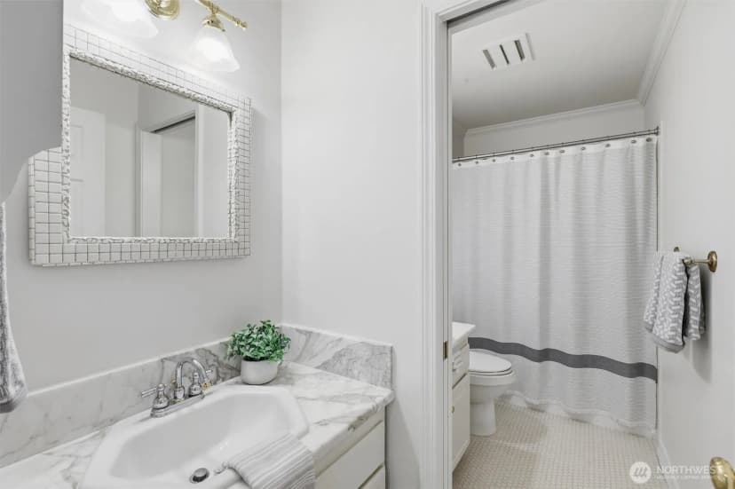 Property photo for 22716 Ne 25th Way, Sammamish photo 19