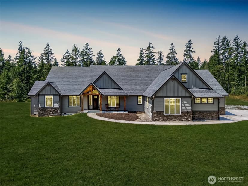Property photo for 41018 80th Avenue E, Eatonville