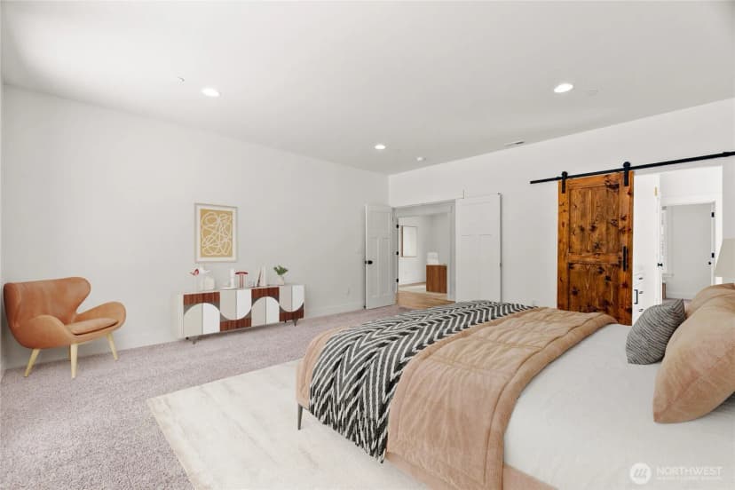 Property photo for 41018 80th Avenue E, Eatonville photo 18
