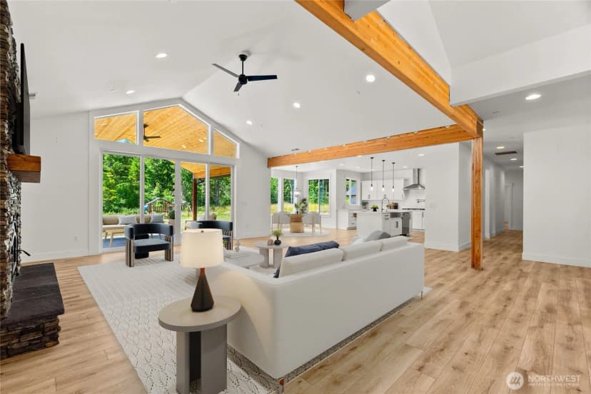 Property photo for 41018 80th Avenue E, Eatonville photo 10