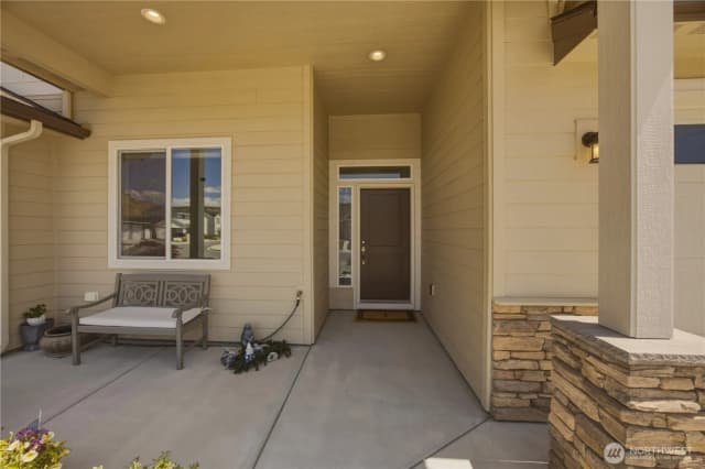 Property photo for 472 Sunny Brooke Lane, Chelan photo 3