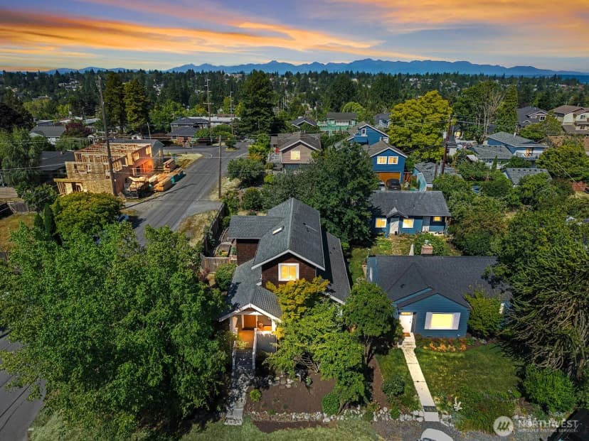 Property photo for 9501 Dayton Avenue N, Seattle photo 30