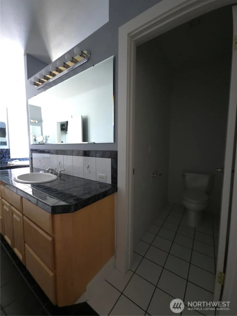 Property photo for 5015 Sw 81st, Lakewood photo 15