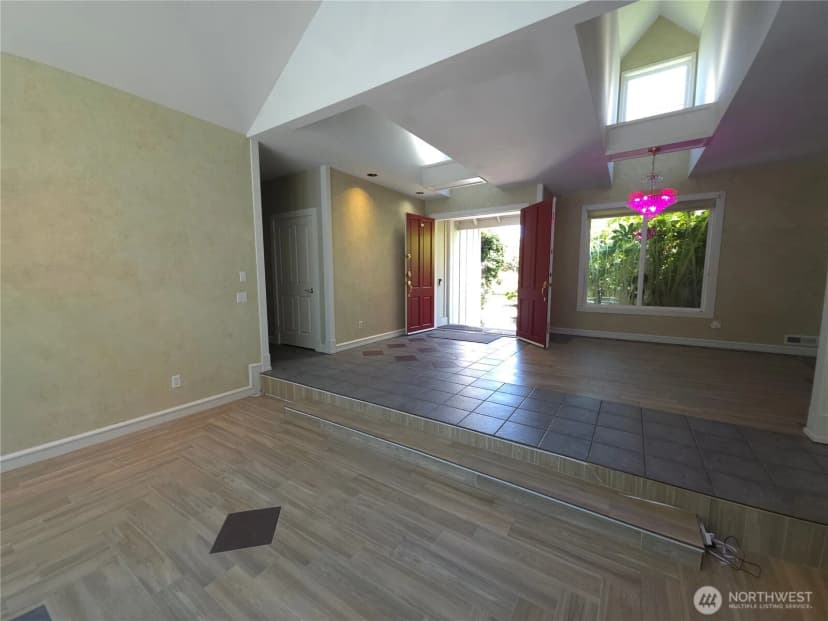 Property photo for 5015 Sw 81st, Lakewood photo 3