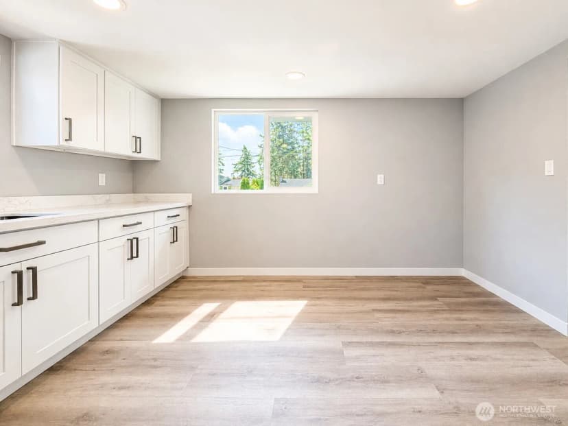 Property photo for 1040 W Shady Lane #wa, Oak Harbor photo 14