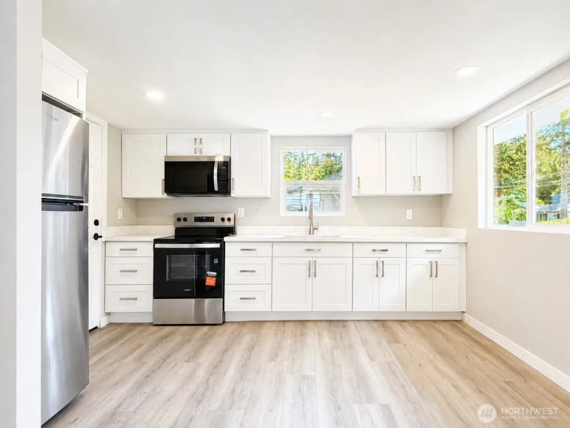 Property photo for 1040 W Shady Lane #wa, Oak Harbor photo 12