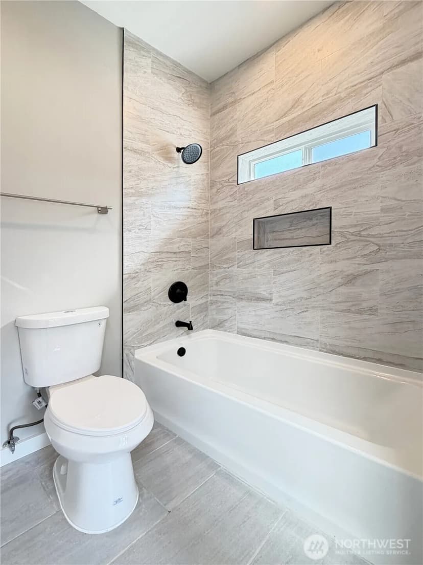 Property photo for 1040 W Shady Lane #wa, Oak Harbor photo 34