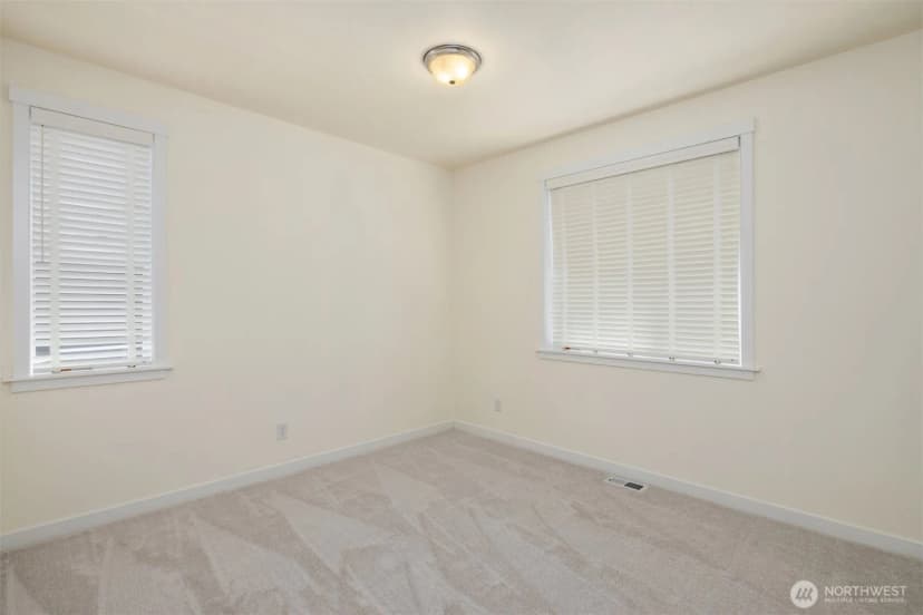 Property photo for 9121 Jacobia Avenue Se, Snoqualmie photo 23