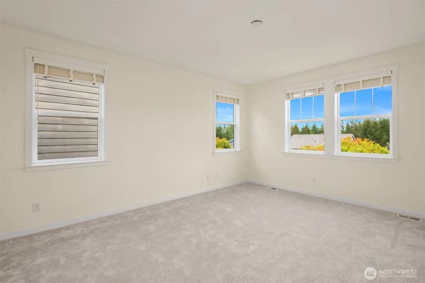 Property photo for 9121 Jacobia Avenue Se, Snoqualmie photo 15