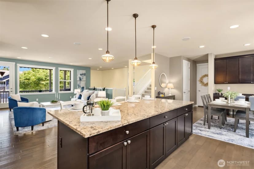 Property photo for 9121 Jacobia Avenue Se, Snoqualmie photo 10