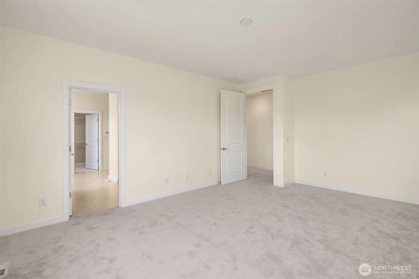 Property photo for 9121 Jacobia Avenue Se, Snoqualmie photo 16