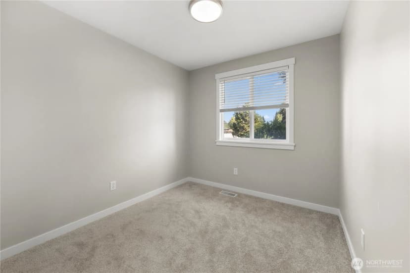 Property photo for 3428 178th Place Ne #b, Arlington photo 22
