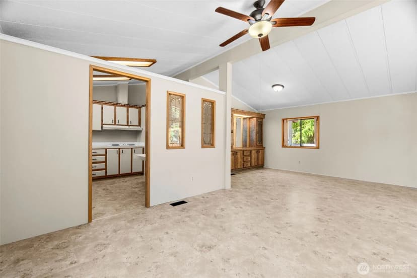 Property photo for 9035 Pepperidge Lane Se, Yelm photo 13