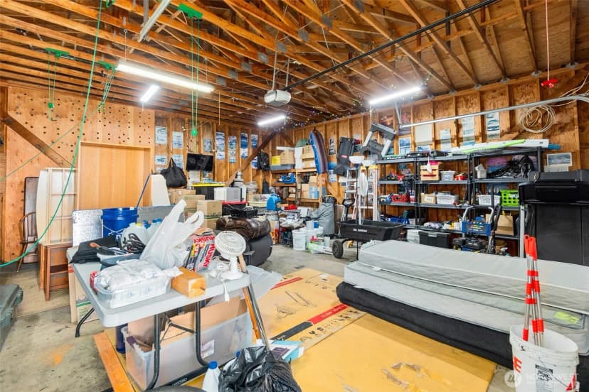 Property photo for 9035 Pepperidge Lane Se, Yelm photo 28