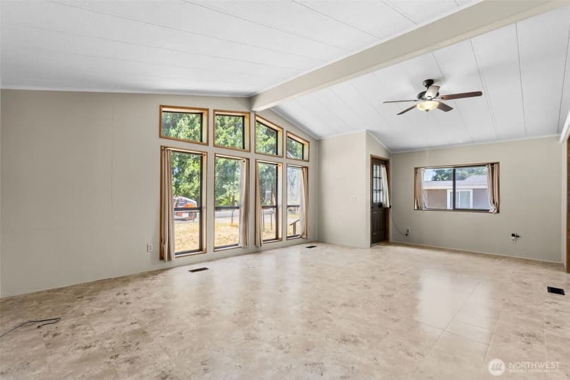 Property photo for 9035 Pepperidge Lane Se, Yelm photo 15