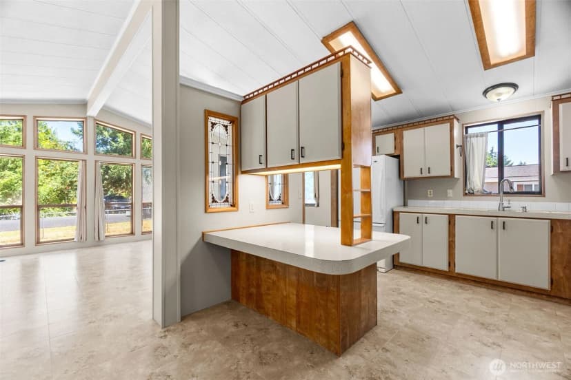 Property photo for 9035 Pepperidge Lane Se, Yelm photo 5