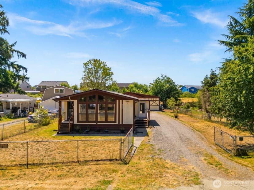 Property photo for 9035 Pepperidge Lane Se, Yelm