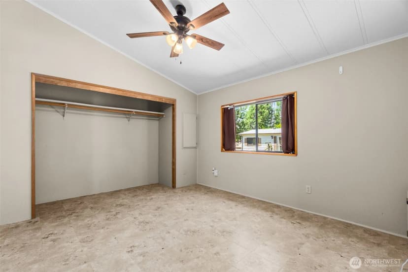 Property photo for 9035 Pepperidge Lane Se, Yelm photo 17