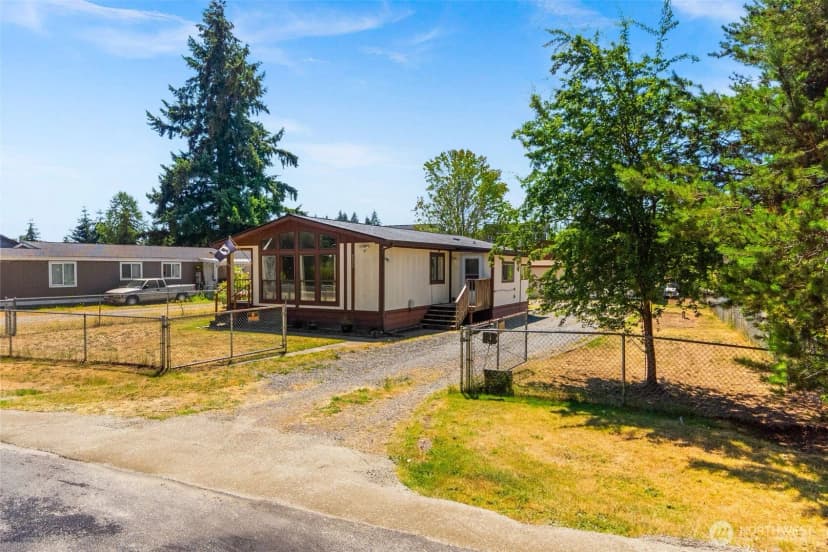 Property photo for 9035 Pepperidge Lane Se, Yelm photo 29