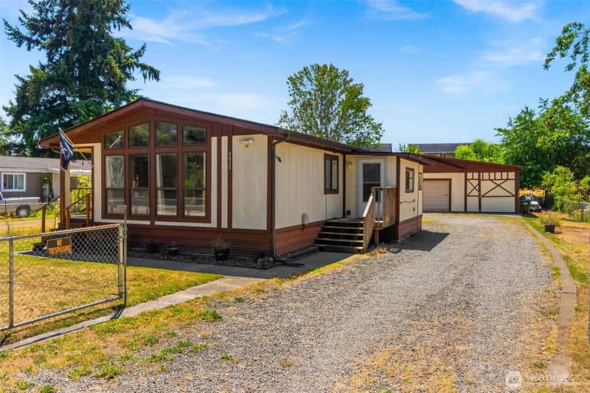 Property photo for 9035 Pepperidge Lane Se, Yelm photo 30