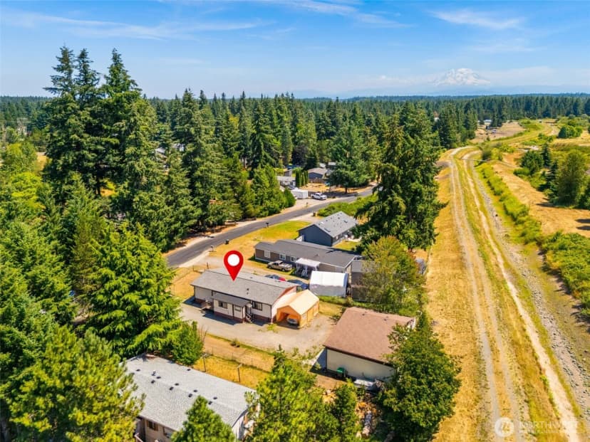 Property photo for 9035 Pepperidge Lane Se, Yelm photo 32