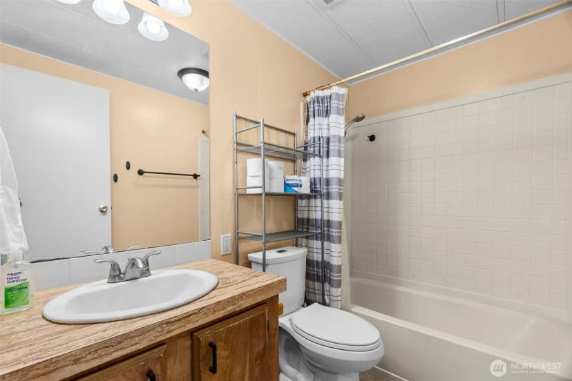 Property photo for 9035 Pepperidge Lane Se, Yelm photo 19