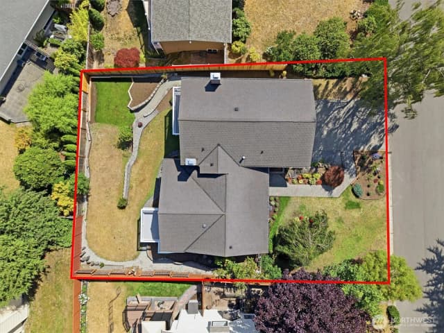 Property photo for 15522 Se 44th Place, Bellevue photo 3
