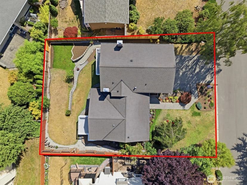 Property photo for 15522 Se 44th Place, Bellevue photo 3