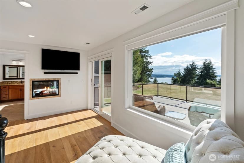 Property photo for 802 Jewil Dr., Fox Island