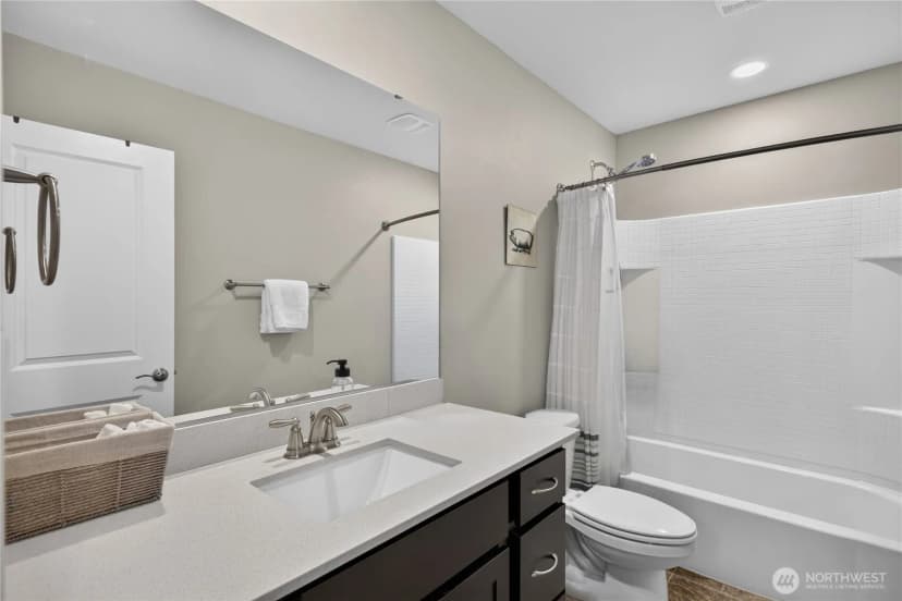 Property photo for 3289 Loch Ness Loop, Mount Vernon photo 30