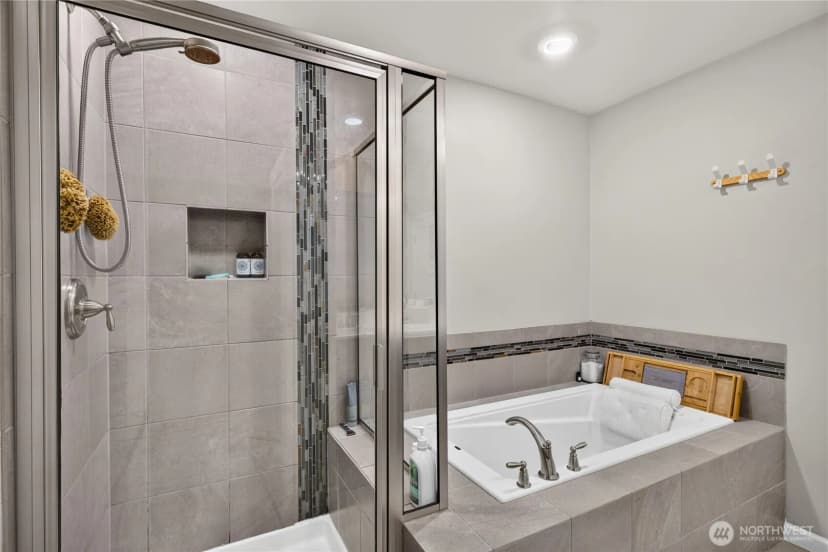 Property photo for 3289 Loch Ness Loop, Mount Vernon photo 26