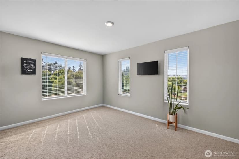 Property photo for 3289 Loch Ness Loop, Mount Vernon photo 32
