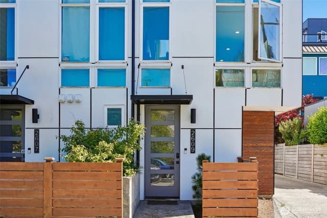 Property photo for 2609 Sw Nevada Street, Seattle photo 2