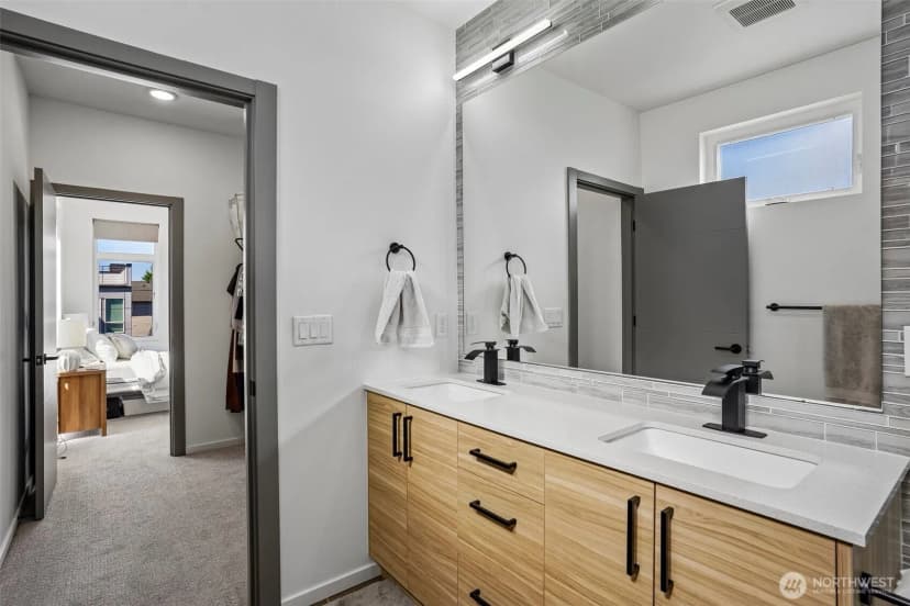 Property photo for 2609 Sw Nevada Street, Seattle photo 10
