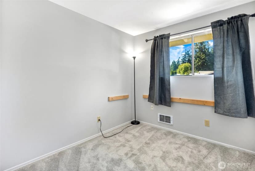Property photo for 4823 103rd Place Ne, Marysville photo 19