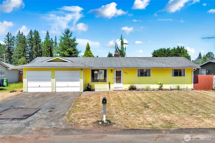 Property photo for 4823 103rd Place Ne, Marysville