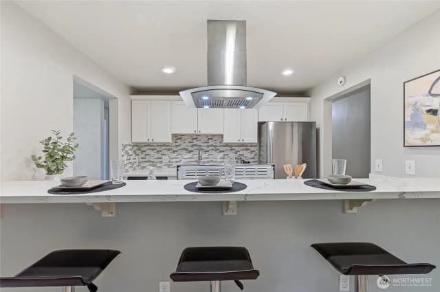Property photo for 12543 Ne 23rd Place #d1, Bellevue photo 5