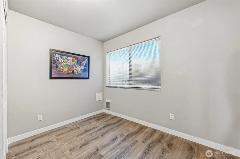 Property photo for 12543 Ne 23rd Place #d1, Bellevue photo 23