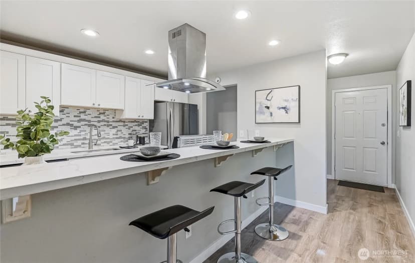 Property photo for 12543 Ne 23rd Place #d1, Bellevue photo 4